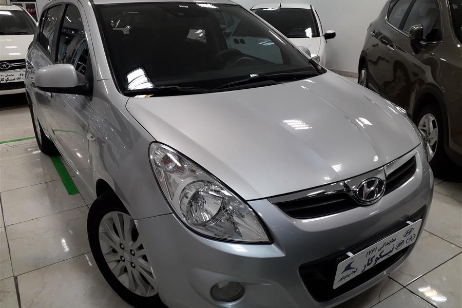 هیوندای  i20 2011